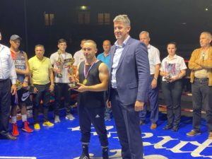 Alim Nasufi, boksieri nga Veleshta zgjidhet boksieri më i mirë i Maqedonisë (FOTO)