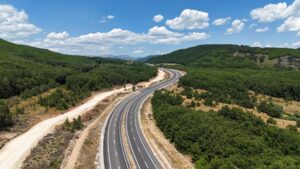Izet Mexhiti: Sot bëmë hapjen e një segmenti të rëndësishëm të autostradës Kërçovë–Ohër
